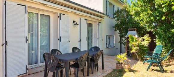 3 bedrooms House in Saint-Sebastien-sur-Loire, France No. 331113 2