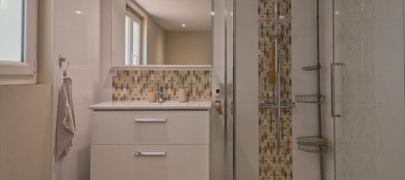 3 bedrooms House in Saint-Sebastien-sur-Loire, France No. 331113 12