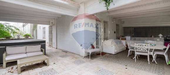 6 bedrooms Apartment in Rome, Italy No. 314543 23