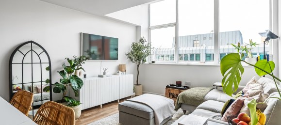 2 bedrooms Apartment in Woking, United Kingdom No. 985 8