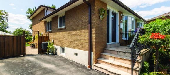 4 Schlafzimmer Haus in Mississauga, Canada, Nr. 690 2