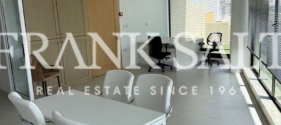 Bureau à Pieta, Malta No. 13225 8