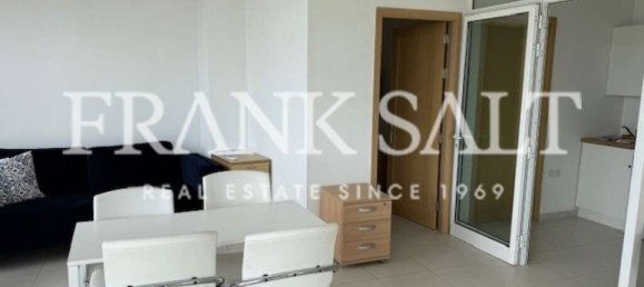 Bureau à Pieta, Malta No. 13225 9