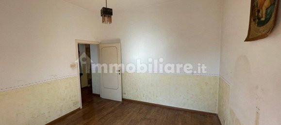 3 Schlafzimmer Wohnung in Siena, Italy, Nr. 55955 19