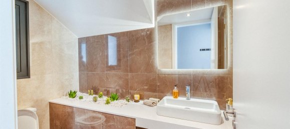 3 bedrooms House in Calheta, Portugal No. 137703 22