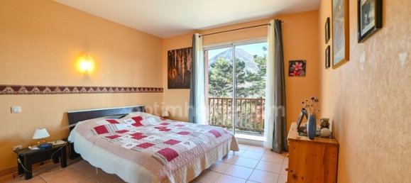 4 bedrooms House in Veynes, France No. 300780 4