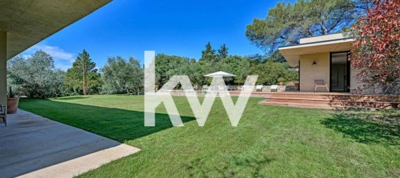 4 bedrooms Villa in Nimes, France No. 347869 2