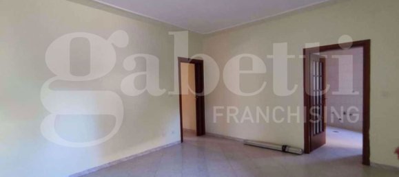 7 bedrooms House in Trecase, Italy No. 340039 40