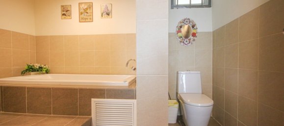 2 bedrooms Condo in Hua Hin, Thailand No. 6418 13