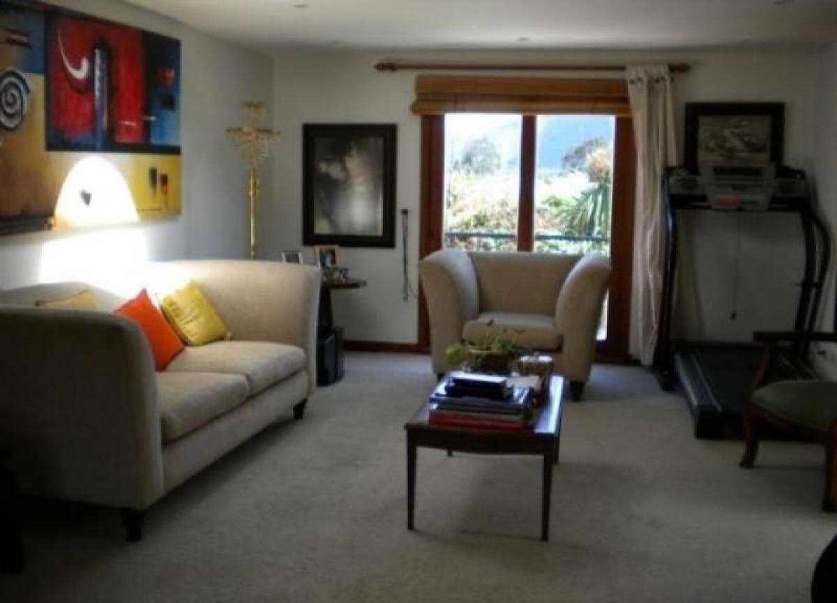 4 bedrooms House in Cundinamarca, Colombia No. 9058