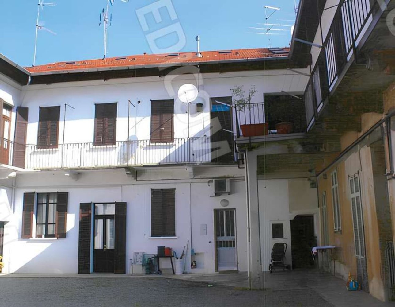 Apartamento de 2 habitaciónes en Busto Arsizio, Italy No. 288357