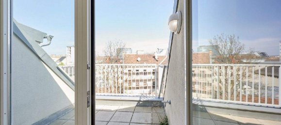 Дуплекс с 3 комнатами в Майдлинг, Австрия № 132265 4