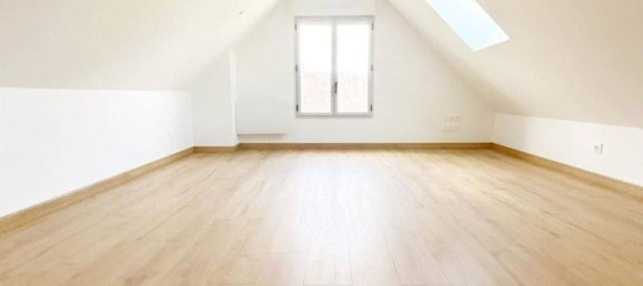 3 Schlafzimmer Haus in Thomery, France, Nr. 333178 8