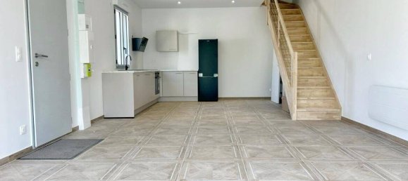 3 Schlafzimmer Haus in Thomery, France, Nr. 333178 3