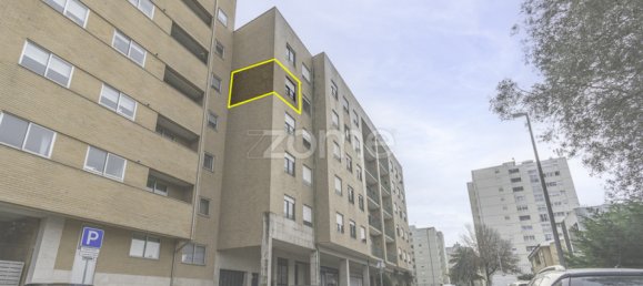 2 bedrooms Apartment in Porto, Portugal No. 11495 25