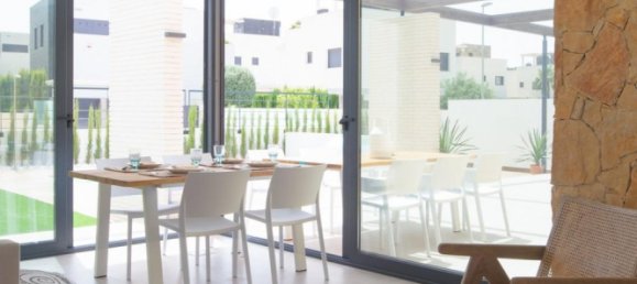 4 Schlafzimmer Villa in Campoamor, Spain, Nr. 6064 11