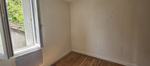 Casa de 3 dormitorios en Cere-la-Ronde, France No. 60047 31