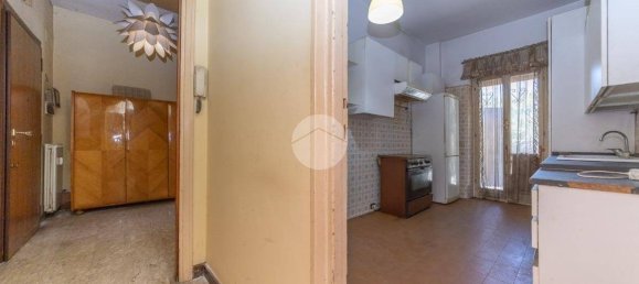 Квартира с 2 спальнями в Рим, Италия № 330730 9