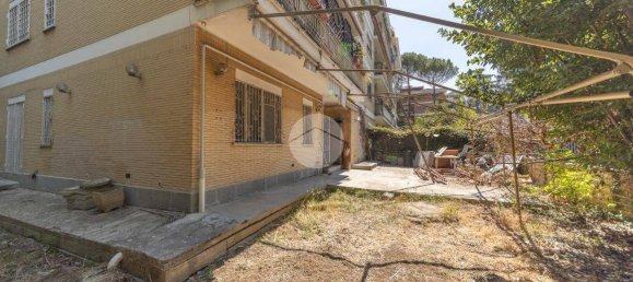 Квартира с 2 спальнями в Рим, Италия № 330730 26