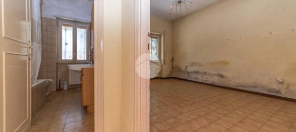 Квартира с 2 спальнями в Рим, Италия № 330730 20