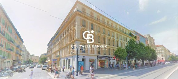 2 rooms Apartment in Nice, France No. 299780 4