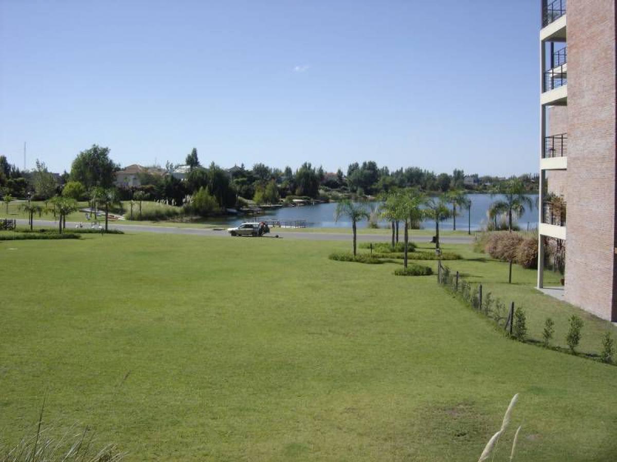 2 bedrooms Apartment in Tigre, Argentina No. 64535