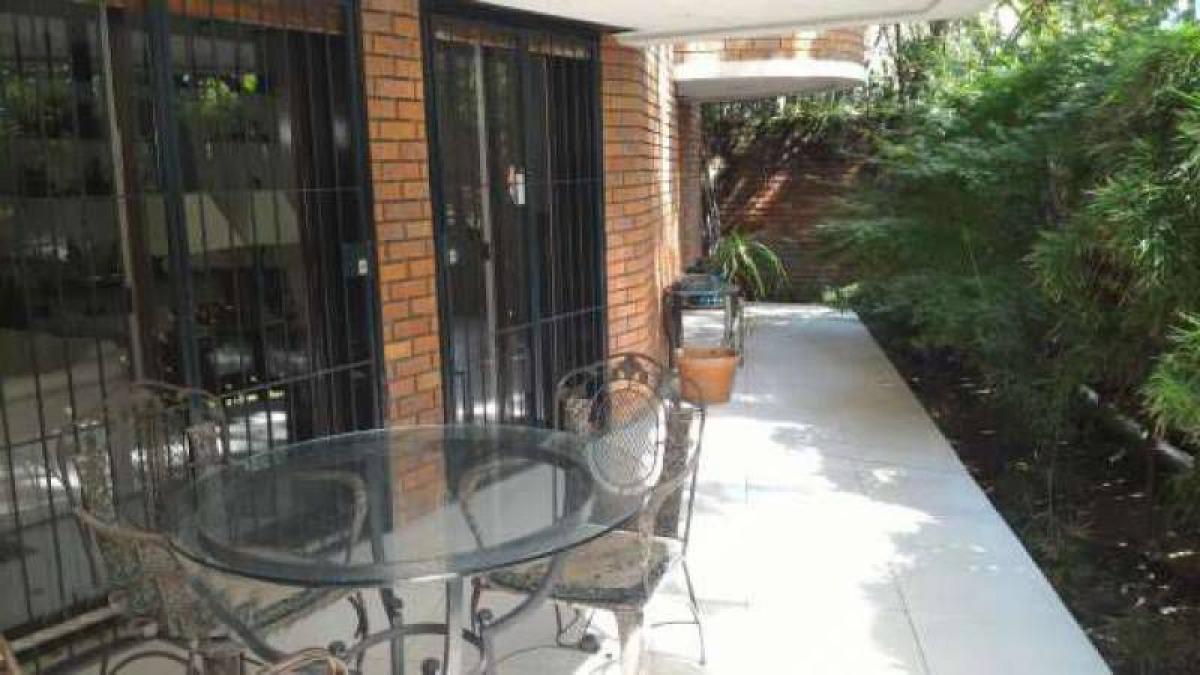 Apartamento de 5 dormitorios en Buenos Aires, Argentina No. 91769