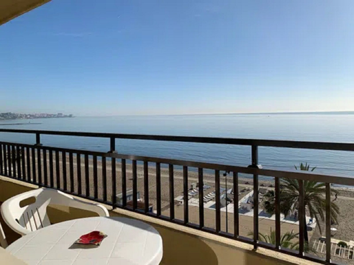2 bedrooms Apartment in Fuengirola, Spain No. 139080