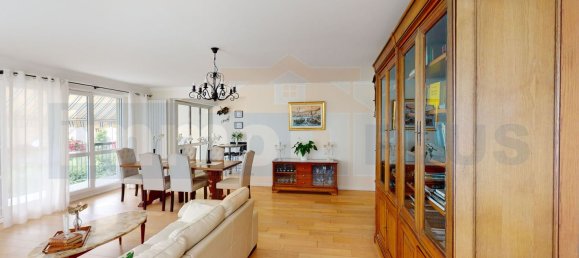 Apartamento de 3 dormitorios en Bois-d'Arcy, France No. 185991 2