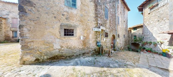 3 bedrooms House in Borgo a Mozzano, Italy No. 234540 18