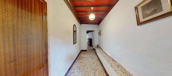 3 bedrooms House in Borgo a Mozzano, Italy No. 234540 2