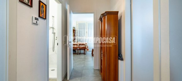 3 rooms Apartment in Caronno Pertusella, Italy No. 283250 16