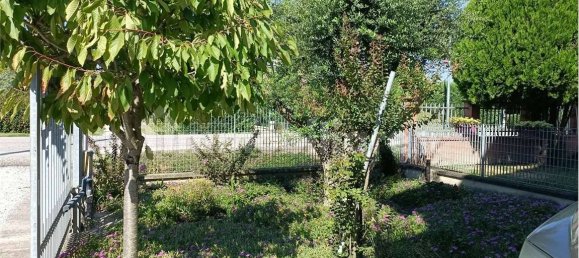 2 bedrooms Villa in Ferrara, Italy No. 378563 25