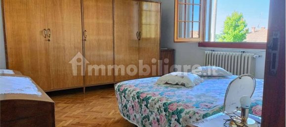 2 bedrooms Villa in Ferrara, Italy No. 378563 11