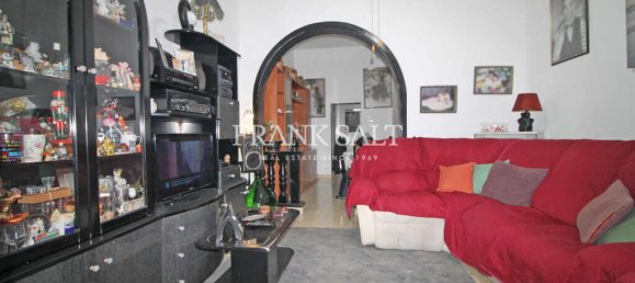 2 Schlafzimmer Maisonette-Wohnung in Qormi, Malta, Nr. 1925 3