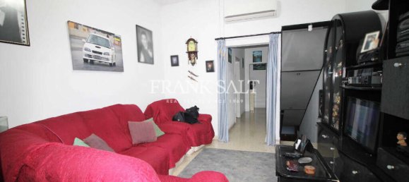 2 Schlafzimmer Maisonette-Wohnung in Qormi, Malta, Nr. 1925 2