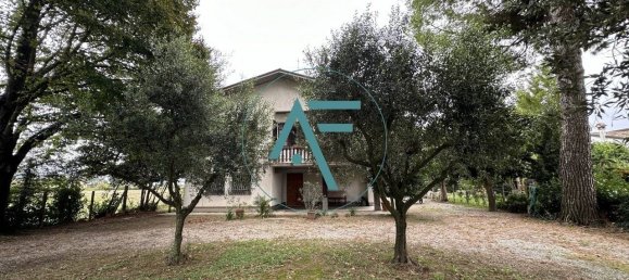 3 bedrooms Villa in Ravenna, Italy No. 108731 18
