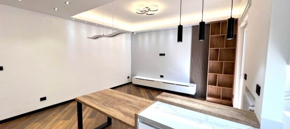 3 rooms Apartment in Trieste, Italy No. 224277 9