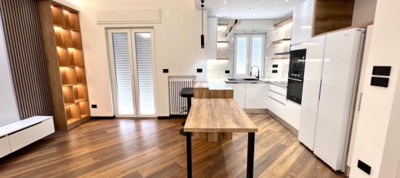 3 rooms Apartment in Trieste, Italy No. 224277 3