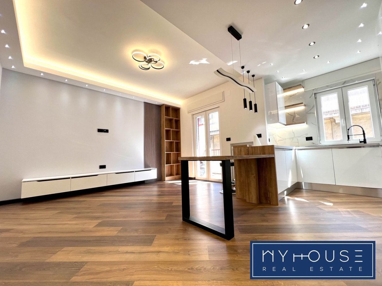 3 rooms Apartment in Trieste, Italy No. 224277