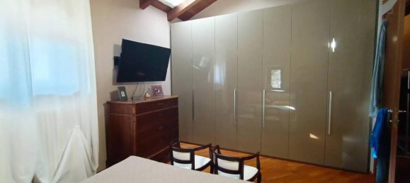 5 rooms House in Podenzano, Italy No. 35622 24