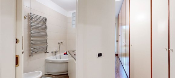 2 Schlafzimmer Wohnung in Milan, Italy, Nr. 357838 12