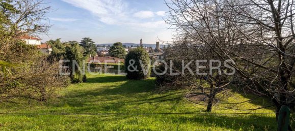 6 Schlafzimmer Villa in Varese, Italy, Nr. 129734 7