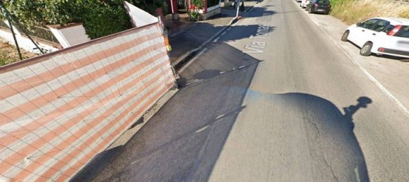 3-salle Appartement à Frosinone, Italy No. 266737 2