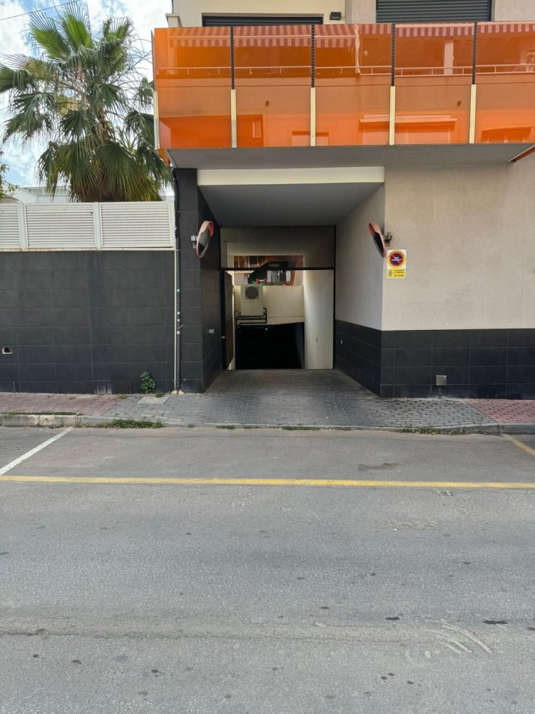 Estacionamento em Torrevieja, Espanha N.º 369813