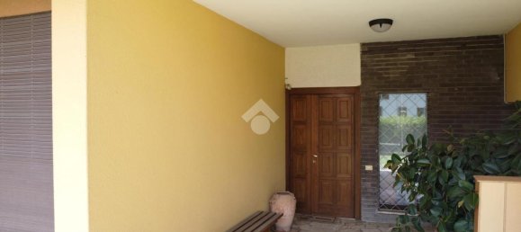 Villa de 7 habitaciónes en Mozzo, Italy No. 6540 11