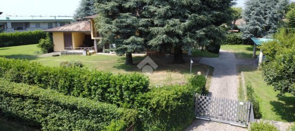 Villa de 7 habitaciónes en Mozzo, Italy No. 6540 8