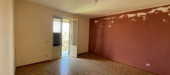 4 rooms Apartment in Palermo, Italy No. 49996 15