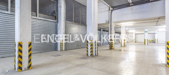 1 room Garage in Rome, Italy No. 105565 6