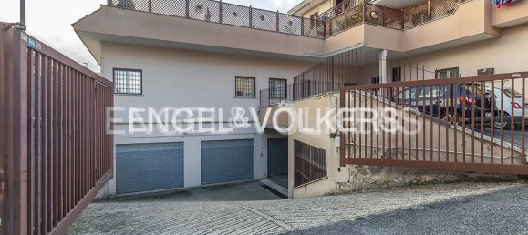 1 room Garage in Rome, Italy No. 105565 11